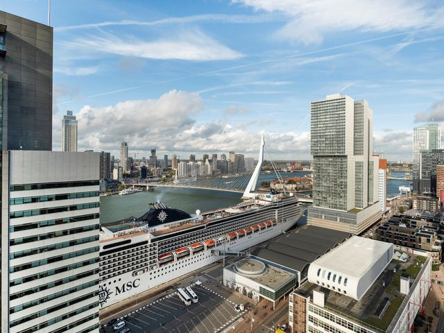 Landverhuizersplein 110, Rotterdam