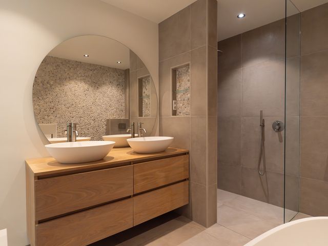 Landverhuizersplein 110, Rotterdam