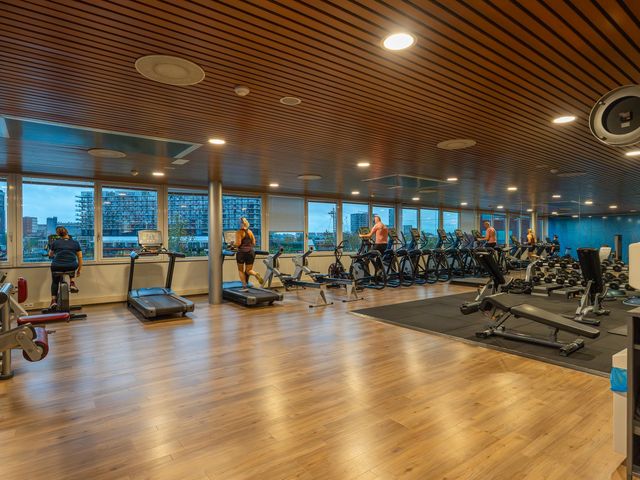 Landverhuizersplein 110, Rotterdam