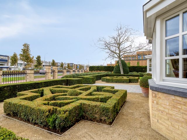 Langeweg 105, Sommelsdijk