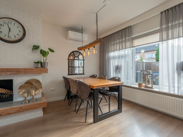 Asterstraat 8, Wierden