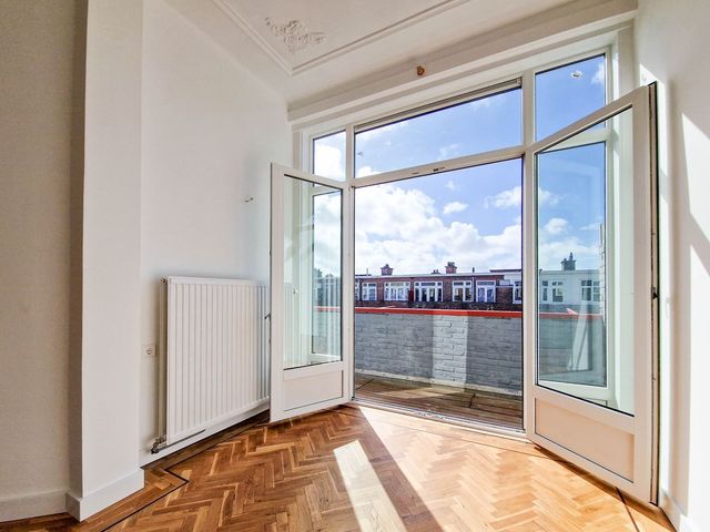 De La Reyweg 327, Den Haag