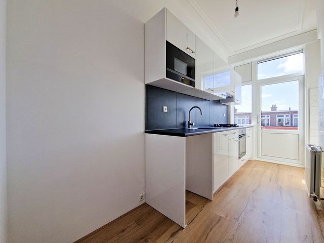 De La Reyweg 327, Den Haag