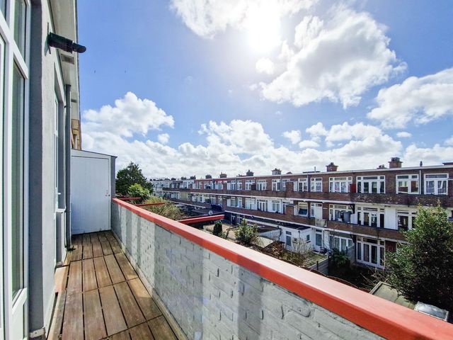 De La Reyweg 327, Den Haag