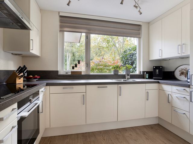 Dirk Van Den Burgweg 103, Hoek Van Holland