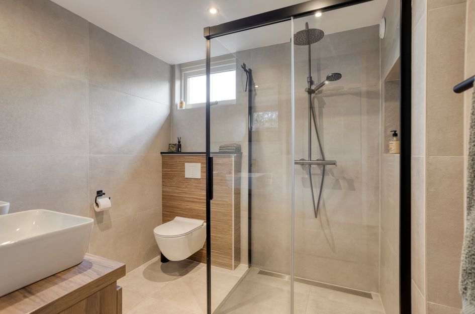 Dirk Van Den Burgweg 103