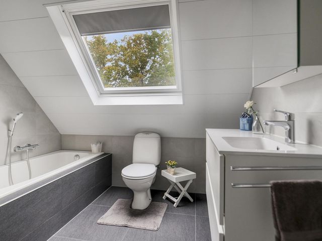 Volkerak 7, Terneuzen