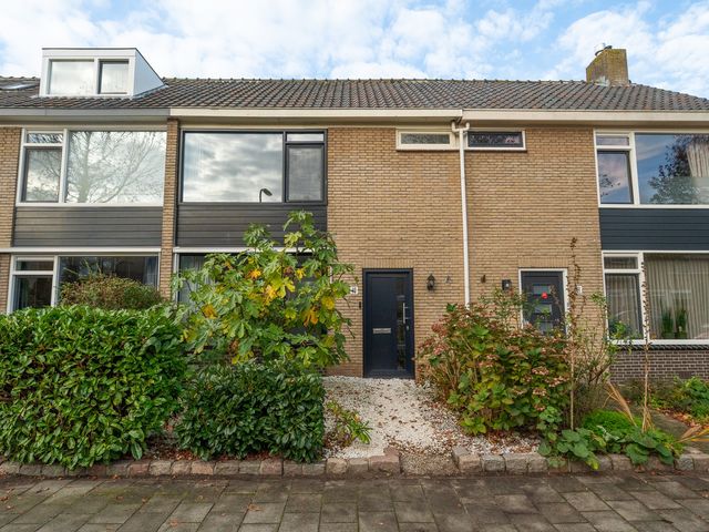 Salvialaan 19, Oegstgeest