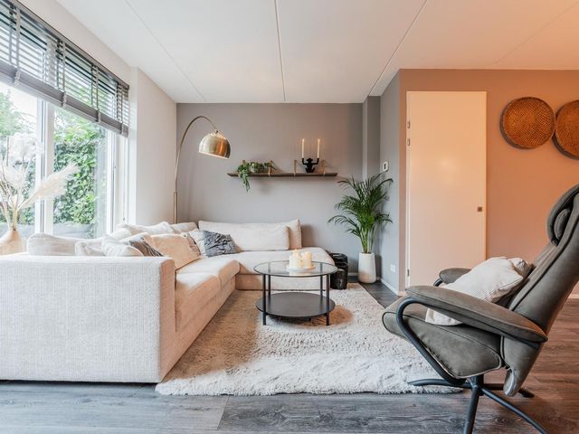 Citroenvlinder 119, Hoogeveen