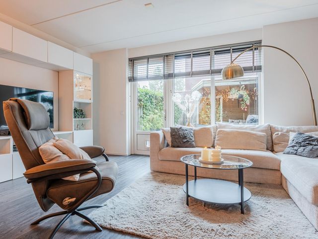 Citroenvlinder 119, Hoogeveen