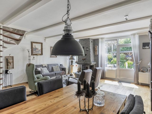 Meidoornstraat 11, Heteren