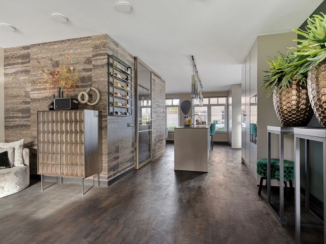 Veldwachter 2, Hendrik-Ido-Ambacht