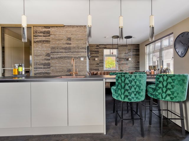 Veldwachter 2, Hendrik-Ido-Ambacht