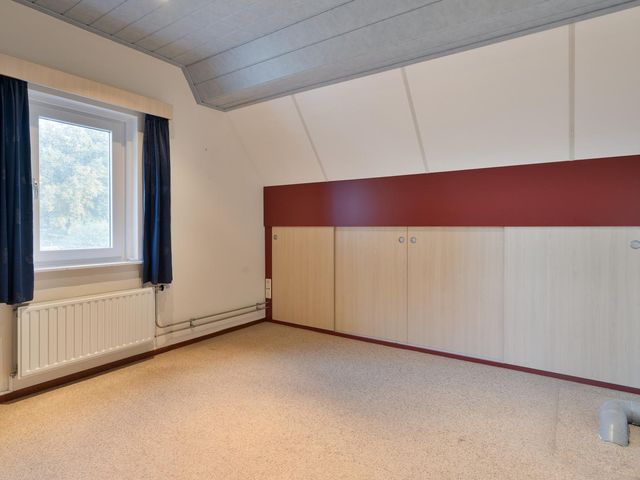 Inghelosenberghe 30, Sint Jansteen