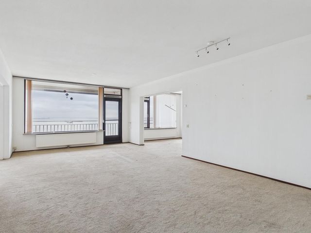 Churchilllaan 736, Terneuzen