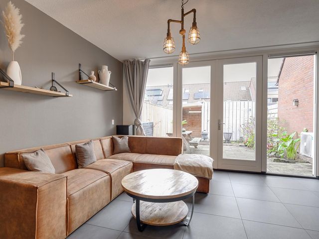 Zandeveltweg 19, 'S-Gravenzande