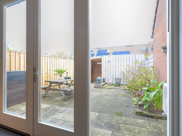 Zandeveltweg 19, 'S-Gravenzande