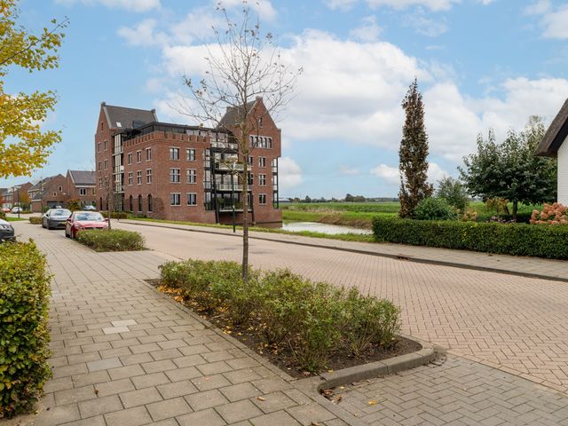 Sportlaan 13, Almkerk