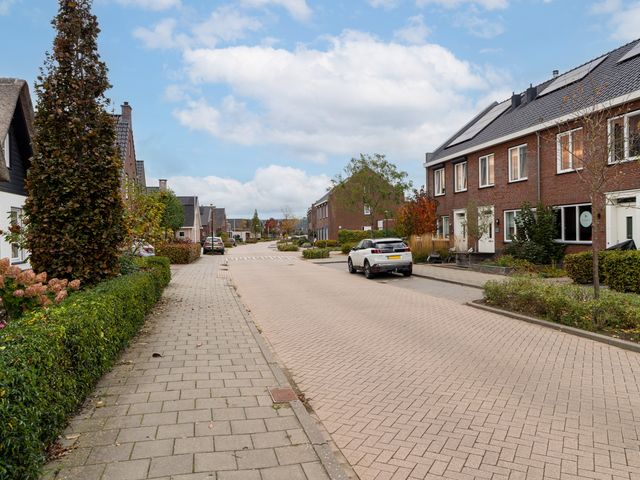 Sportlaan 13, Almkerk