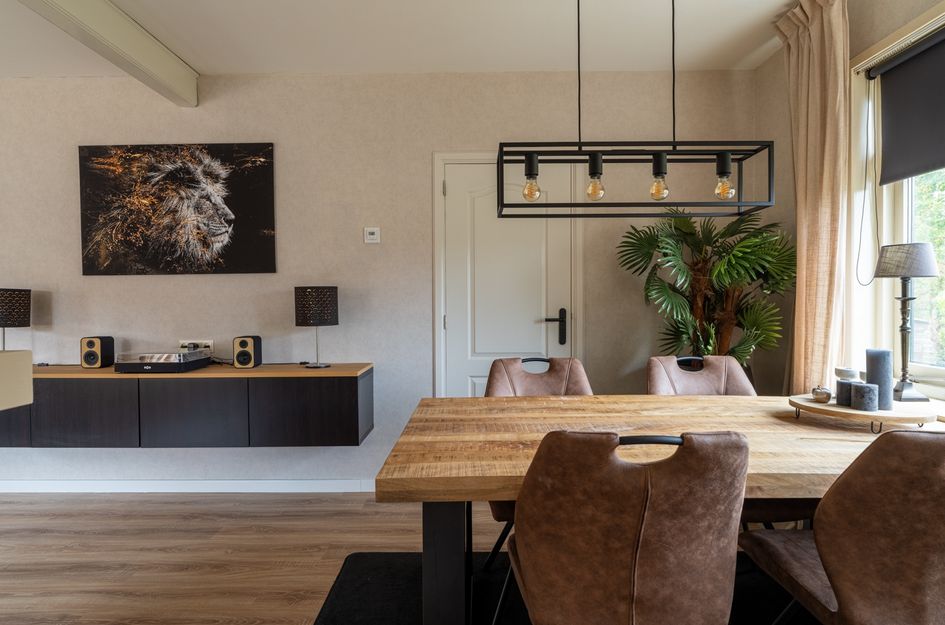 Doctor C.J.K. V Aalststr 21