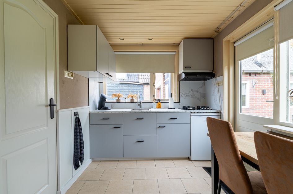 Doctor C.J.K. V Aalststr 21