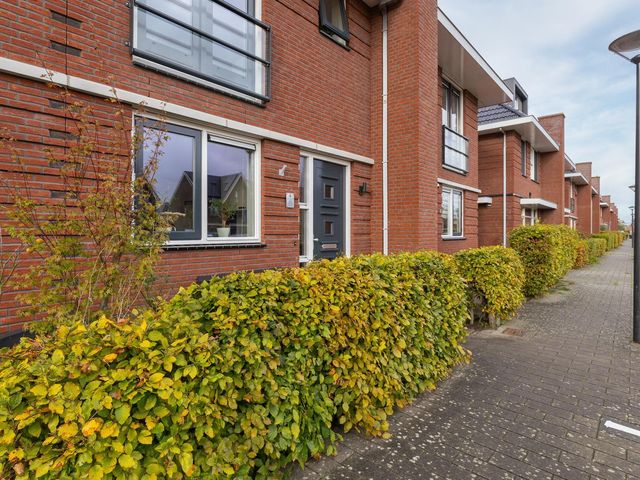 Adriaan Anthoniszstraat 4, Zwaag