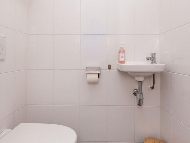 Adriaan Anthoniszstraat 4, Zwaag