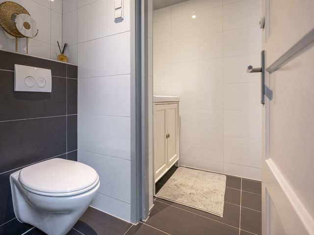 Polderstraat 12, Sommelsdijk