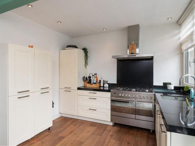 Mr. Treubstraat 10, Ridderkerk