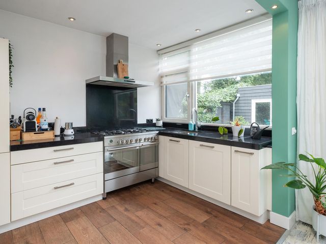 Mr. Treubstraat 10, Ridderkerk