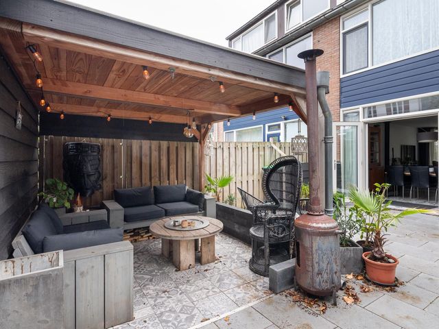 Mr. Treubstraat 10, Ridderkerk