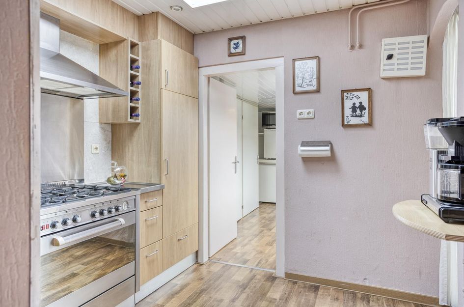 J.H. Nieuwenhuisstraat 53