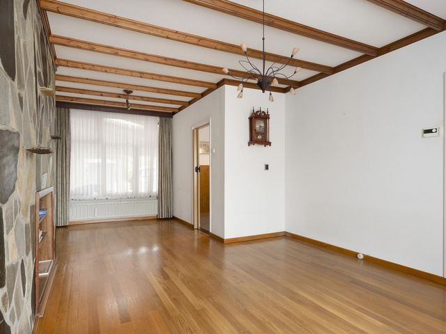 Achter de Hoven 78, Buchten