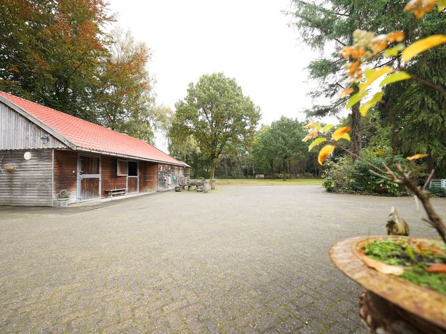 Domeinenweg 4, Putten