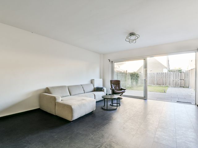 Karveel 46 68, Lelystad