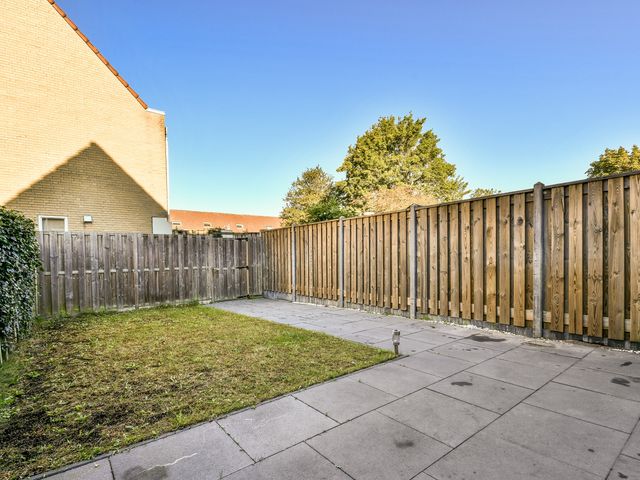 Karveel 46 68, Lelystad