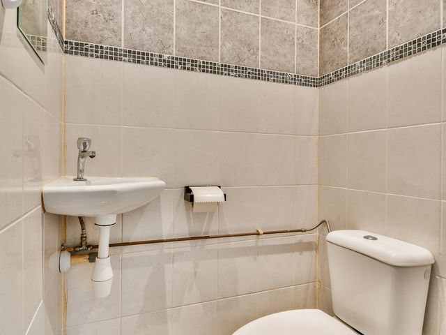 Karveel 46 68, Lelystad