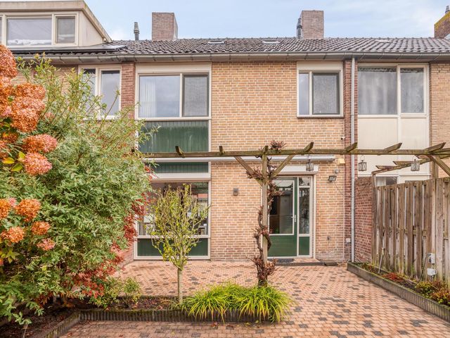 Kroevenlaan 46, Roosendaal