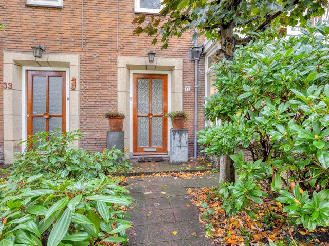 Johan Willem Frisolaan 35, Voorschoten