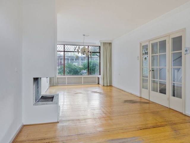 Johan Willem Frisolaan 35, Voorschoten