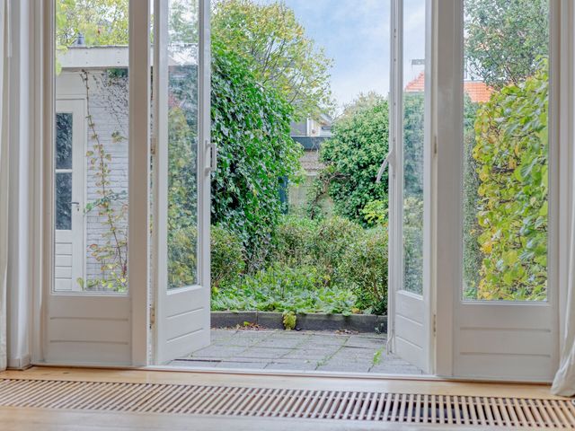 Johan Willem Frisolaan 35, Voorschoten