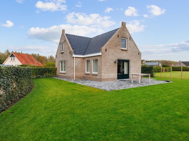 Bargereed 31, Tzummarum