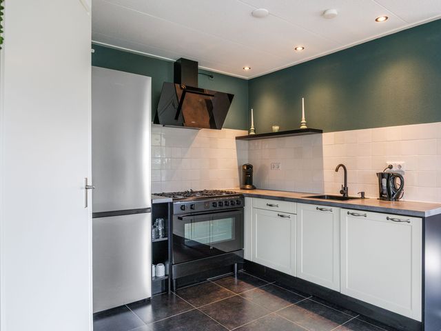 Bargereed 31, Tzummarum