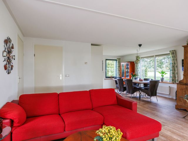 Bargereed 104, Tzummarum