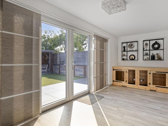 Spakenburglaan 76, Tilburg