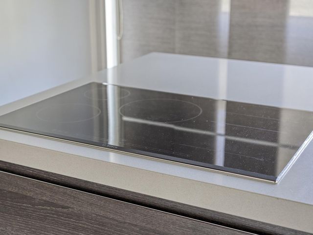 Spakenburglaan 76, Tilburg