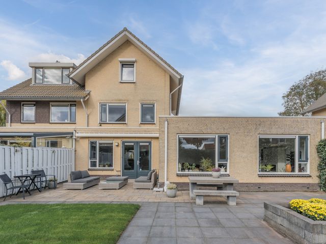 Gouman-akker 19, Barendrecht