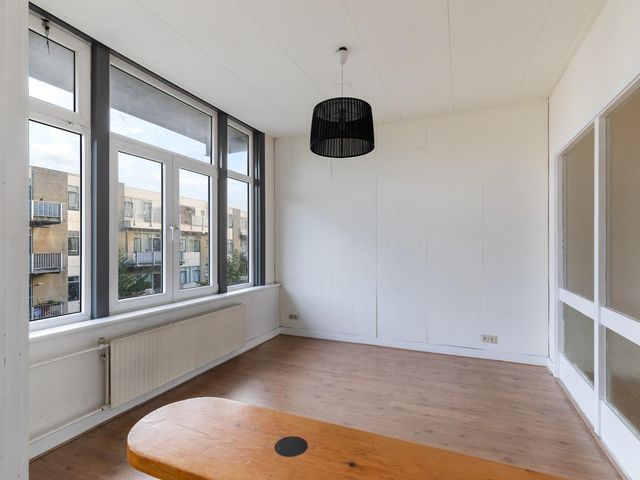 Burgemeester Meineszplein 31A 02, Rotterdam