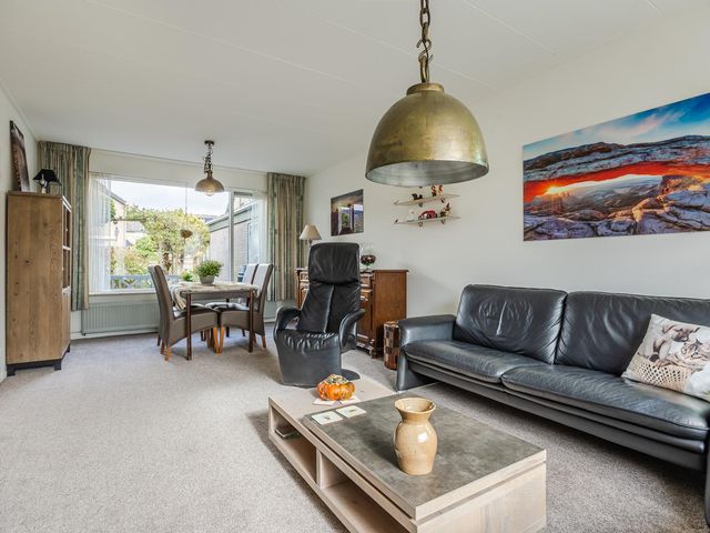 Kokhaan 6, Philippine