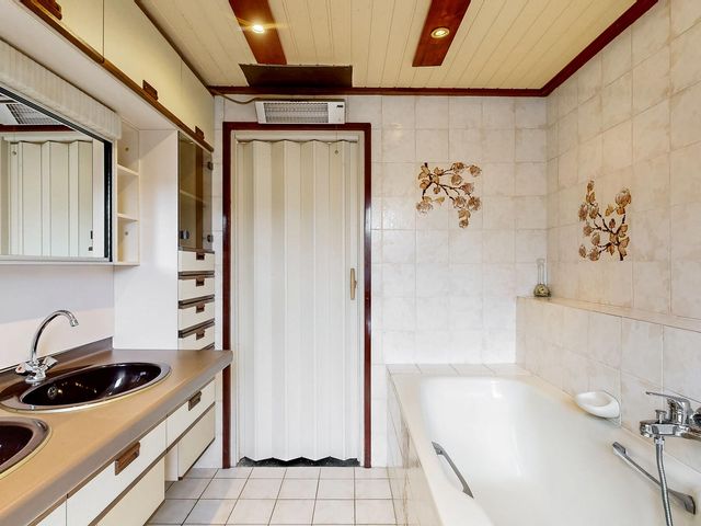 Julianastraat 8, Geleen